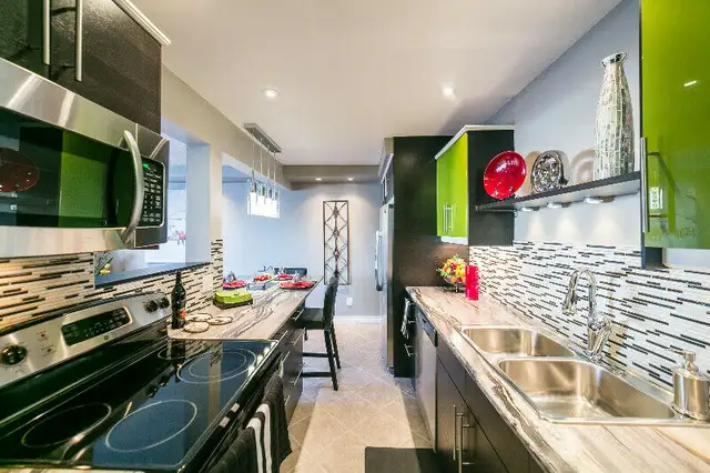 McKinnon Pointe FULLY FURNISHED CONDO APARTMENTS - Photo 4