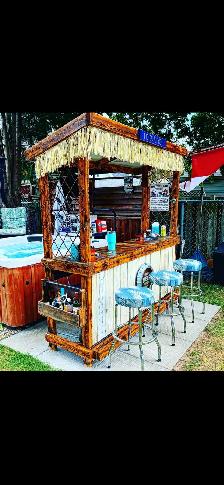 TIKI BAR