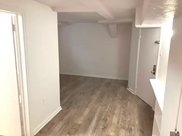 Sandy Hill Basement Bachelor/Studio Apartment for Rent 257 Daly - Photo 5