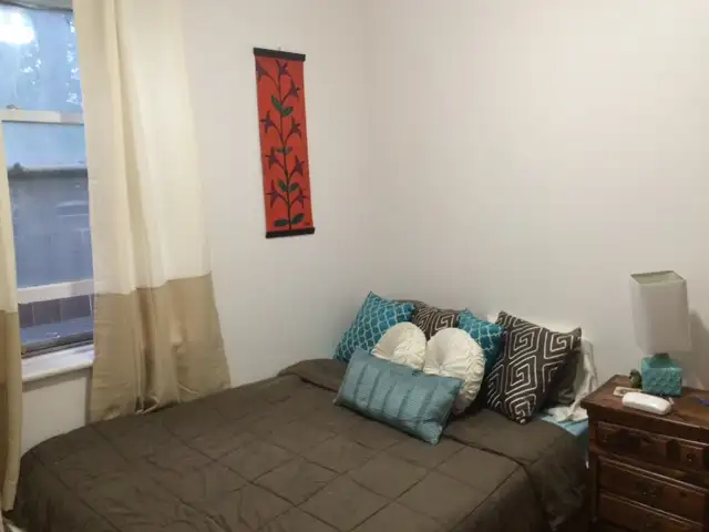 Cozy 2 Bedroom Glebe Apartment for Rent (585 O'Connor St) - Photo 4