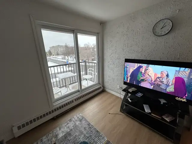 Beau 3 1/2 chauffé - Photo 2