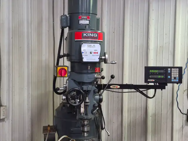 DELUXE KING VERTICAL MILLING MACHINE - Photo 3