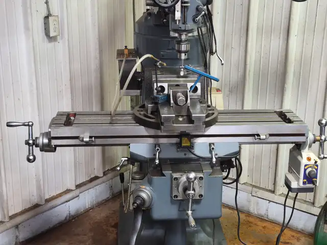 DELUXE KING VERTICAL MILLING MACHINE - Photo 4