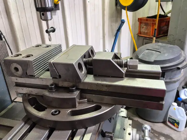 DELUXE KING VERTICAL MILLING MACHINE - Photo 7