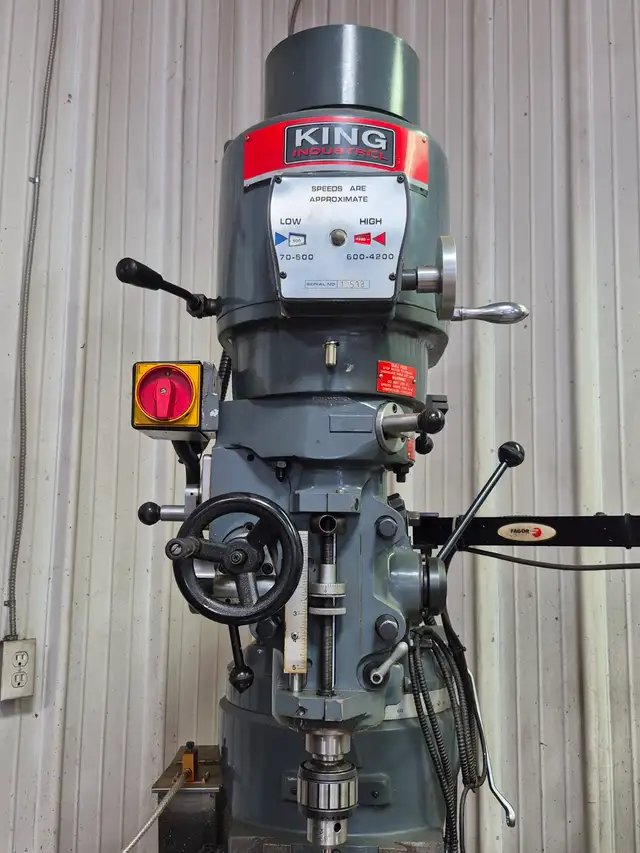 DELUXE KING VERTICAL MILLING MACHINE - Photo 8