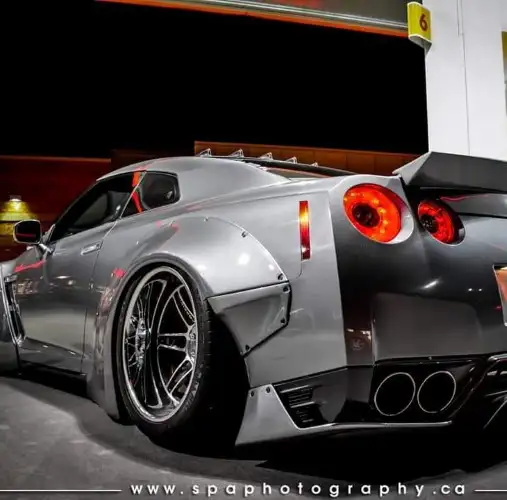 Débosselage & jobs de carosserie ## 514-924-7911 ##