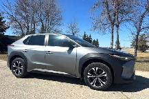 2023 Toyota bZ4X XLE AWD PANORAMIC ROOF -CARPLAY-WARRANTY INCL