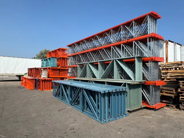 PALLET RACKING - Photo 4