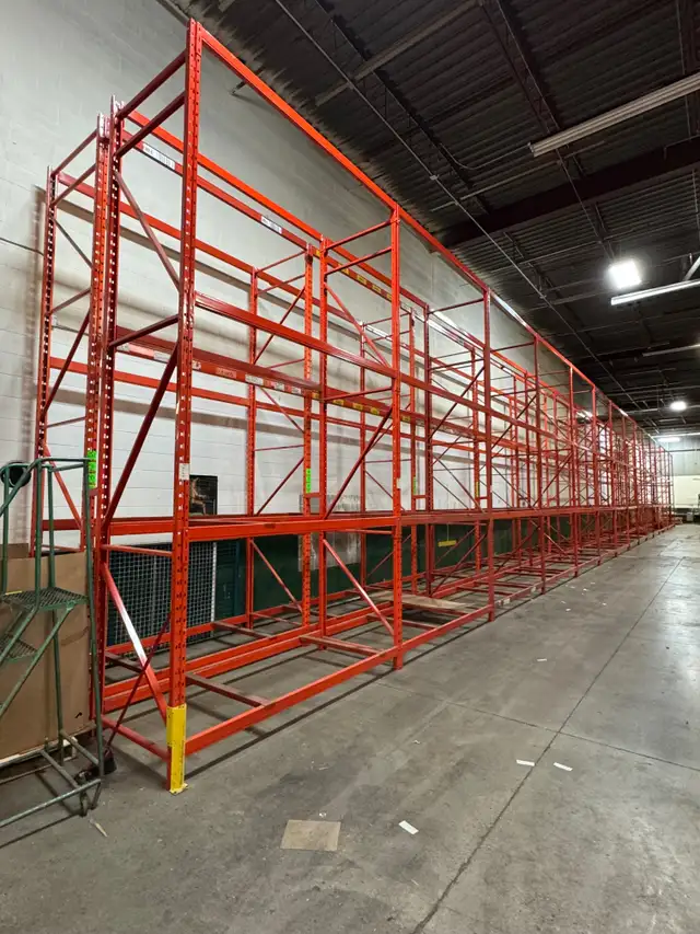 USED PALLET RACKING – WAREHOUSE SHELVING – STORAGE RACKS – GTA