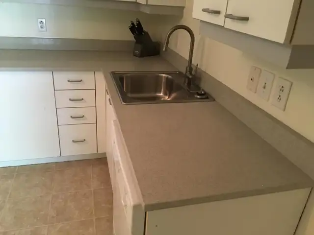 Appartement A Louer 4/12 - Photo 2