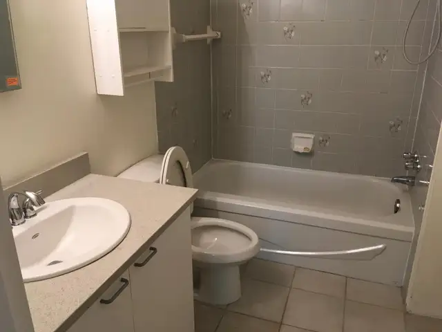 Appartement A Louer 4/12 - Photo 5