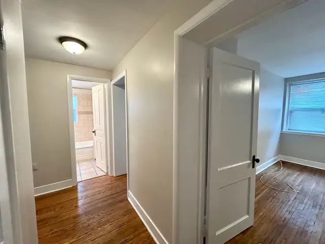 PORT DALHOUSIE RENOVATED 1 Bedroom Unit! - Photo 3