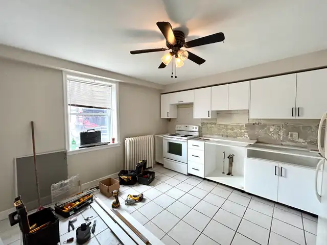 PORT DALHOUSIE RENOVATED 1 Bedroom Unit! - Photo 10