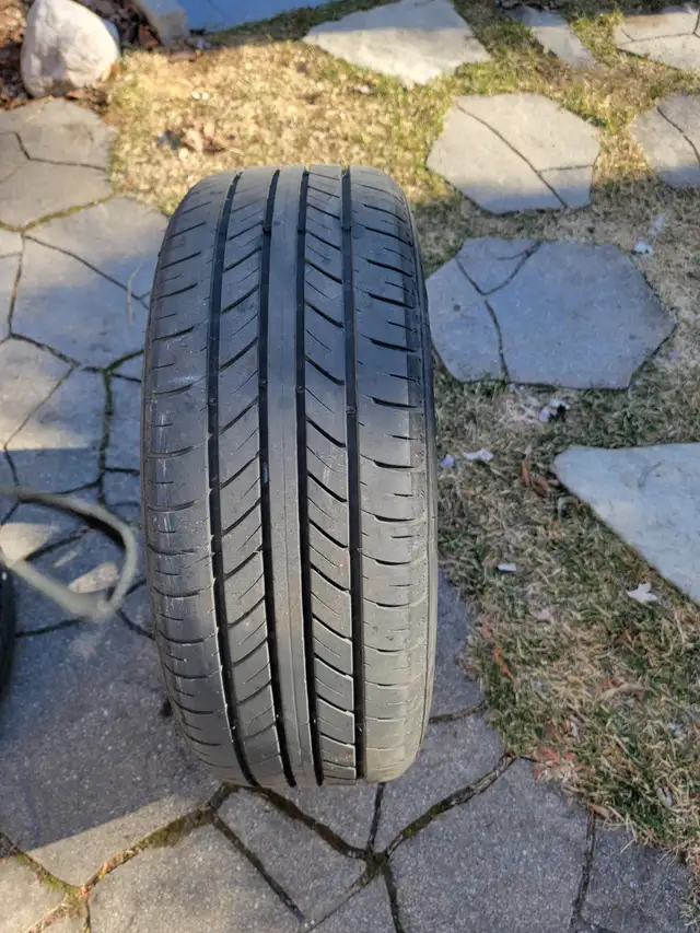 4 PNEUS USAGÉS AVEC JANTE - Photo 2