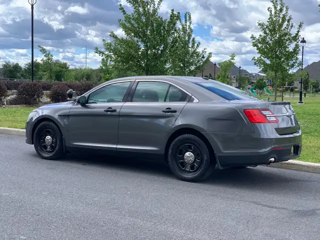 2018 Ford Taurus Police Interceptor AWD - Photo 3