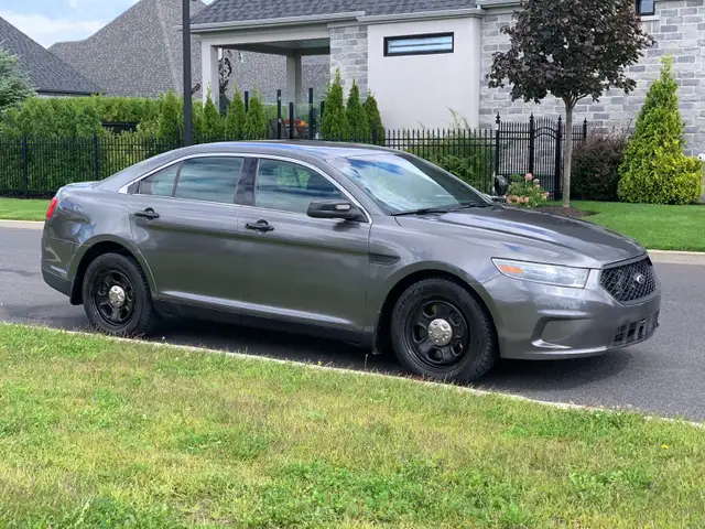 2018 Ford Taurus Police Interceptor AWD - Photo 4