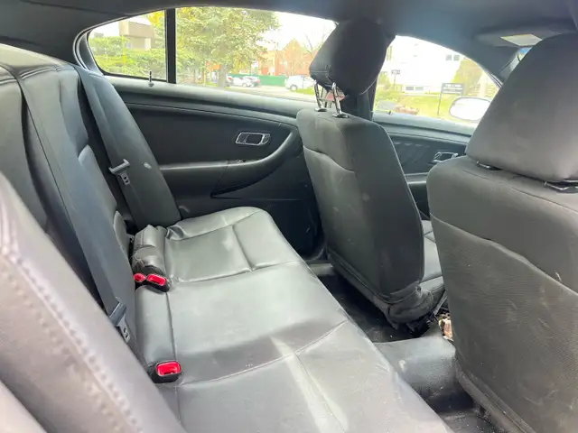 2018 Ford Taurus Police Interceptor AWD - Photo 9