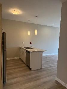 1 bed 1 bath Townhouse with Garage - Photo 3