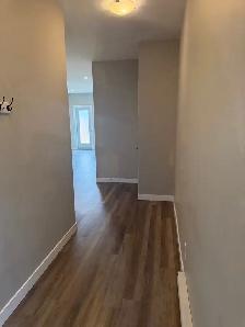 1 bed 1 bath Townhouse with Garage - Photo 5