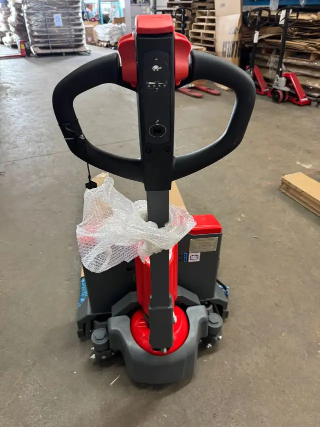 Narrow and Standard Regular Pallet Jacks 5500 LBS Capacity - Photo 5