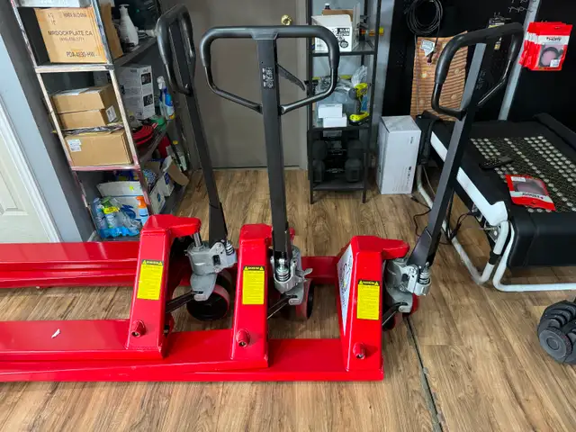 Narrow and Standard Regular Pallet Jacks 5500 LBS Capacity - Photo 9