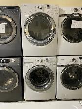 Laveuse sécheuse frontales blanches Whirlpool ( remis a neuf )