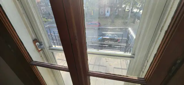 Spacious 6 ½ Upper Duplex Apartment for Rent ( NDG ) (Montreal) - Photo 4