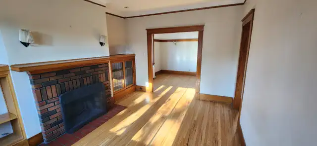 Spacious 6 ½ Upper Duplex Apartment for Rent ( NDG ) (Montreal) - Photo 6
