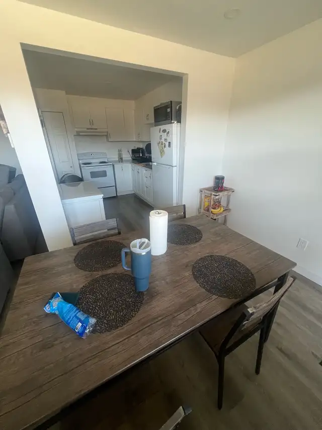 Magnifique 4 1/2 á Dollard-des-Ormeaux -moderne et Lumineux - Photo 7