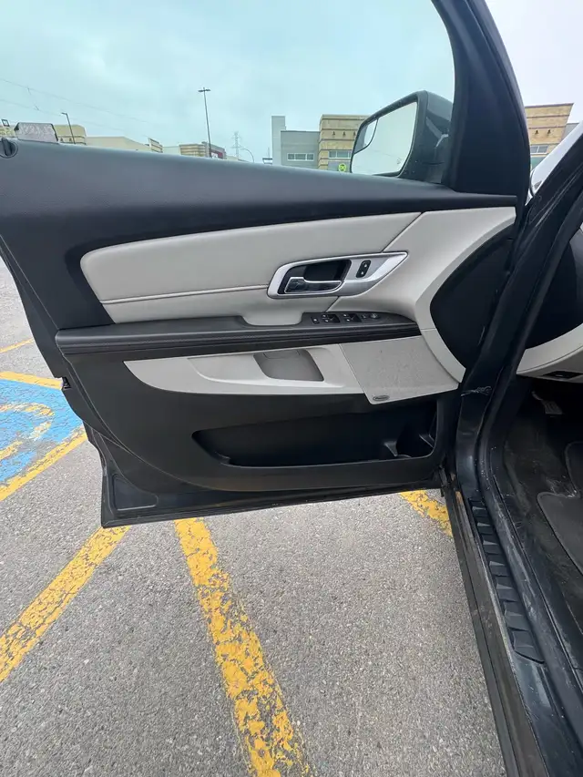 2015 GMC Terrain SLE - All Wheel Drive - Photo 10