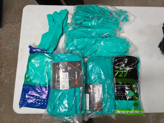 Various Gloves - Photo 3