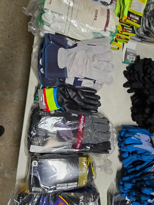 Various Gloves - Photo 4