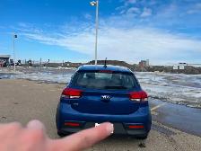 2020 Kia Rio LX  IVT, service history (paper) Carfax garage-kept - Photo 4