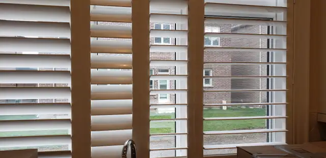 Blinds and shutters in Brampton - Photo 3
