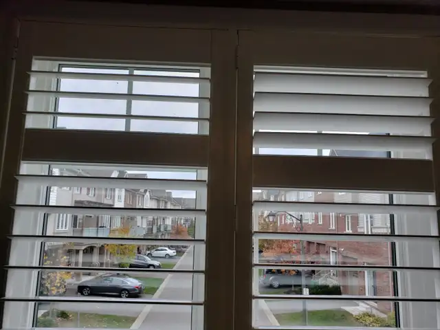 Blinds and shutters in Brampton - Photo 6