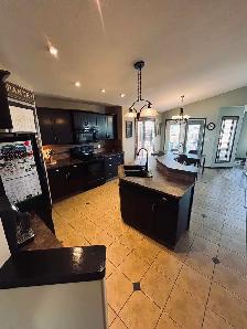 4 bedroom, 3 bathroom — HOUSE FOR SALE - Photo 3