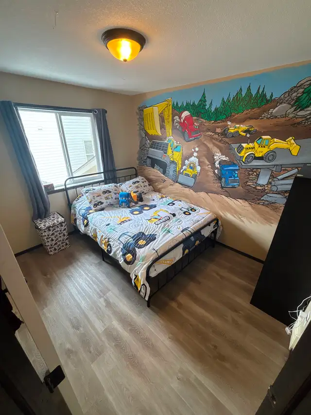 4 bedroom, 3 bathroom — HOUSE FOR SALE - Photo 7