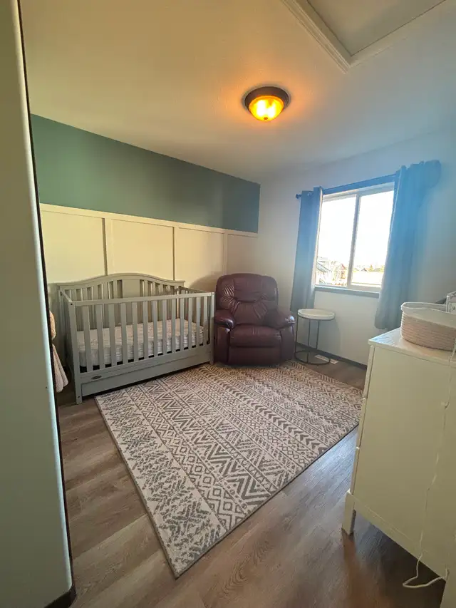 4 bedroom, 3 bathroom — HOUSE FOR SALE - Photo 8