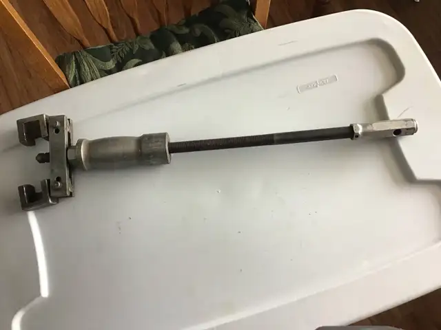 Snap-On Gear Puller - Photo 2