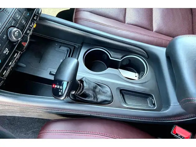 2024 Dodge Durango RT Blacktop | Tow n Go | 6Seat | Red Brembo | - Photo 14