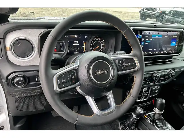 2024 Jeep Wrangler Sahara | Heated Seats | Dual Top | Alpine | 4 - Photo 13