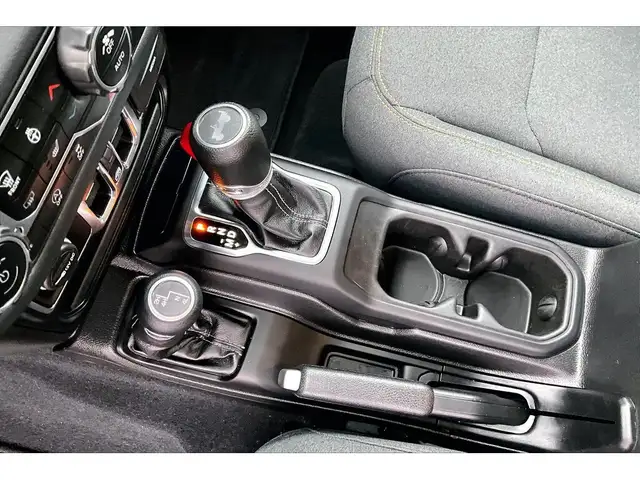 2024 Jeep Wrangler Sahara | Heated Seats | Dual Top | Alpine | 4 - Photo 14