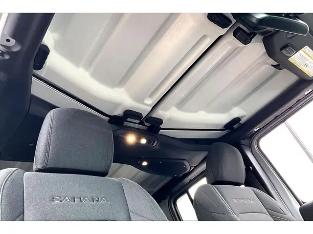 2024 Jeep Wrangler Sahara | Heated Seats | Dual Top | Alpine | 4 - Photo 17