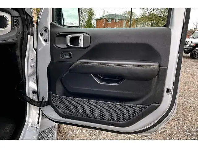 2024 Jeep Wrangler Sahara | Heated Seats | Dual Top | Alpine | 4 - Photo 19