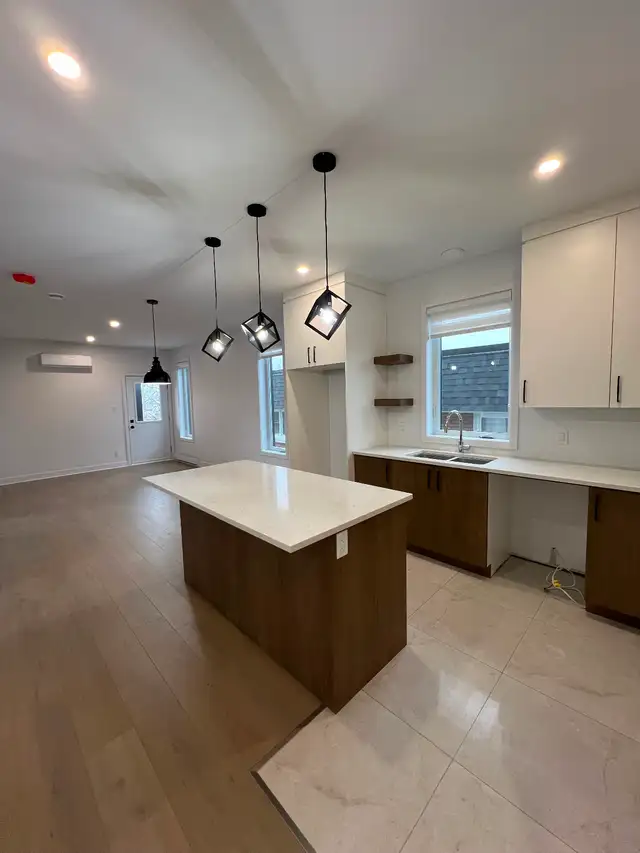 41/2, Neuf, Grand et Luxueux près de l’hôpital de St-Hyacinthe - Photo 2