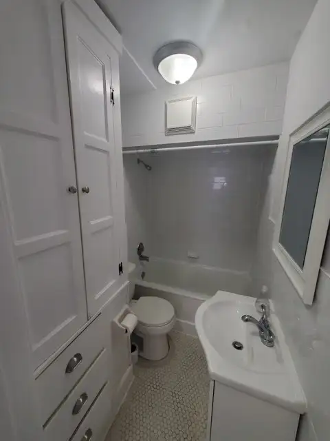 (A1) ONE BEDROOM FOR RENT - QUIET AREA - Photo 8