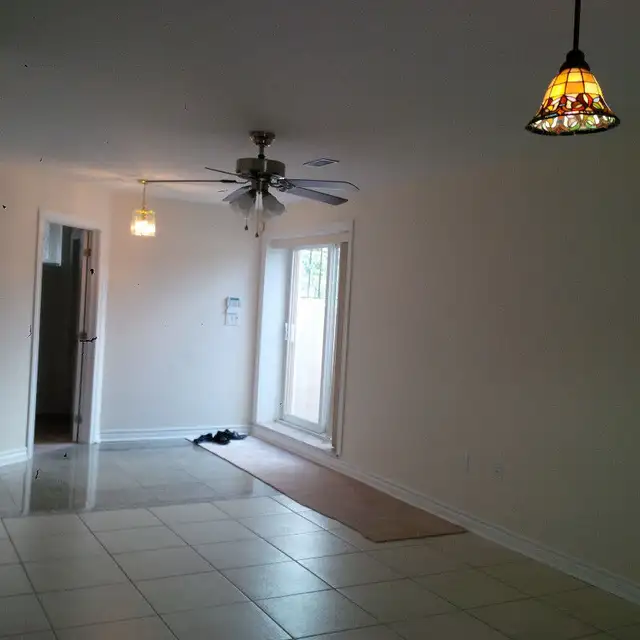 STUNNING 2 bdrm 2 full baths ensuite laundry $2285