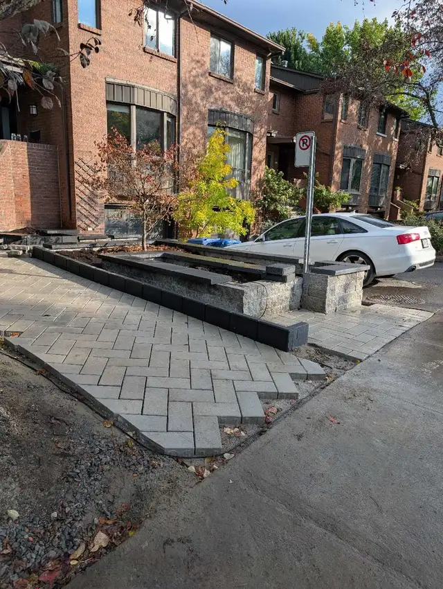 Emploi de paysagiste - Photo 2