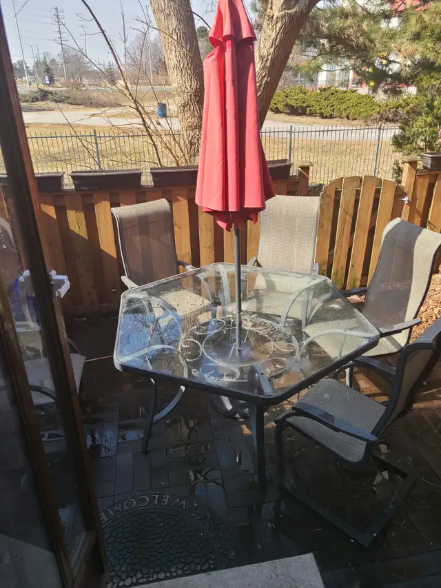 ODSP AND OW ACCEPTED sharing room with roomate available now - Photo 4