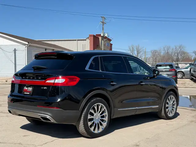 2016 Lincoln MKX Reserve AWD 1 OWNER/MUST BE SEEN! - Photo 5